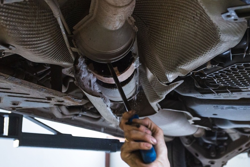 Деньги в трубу: нужно ли промывать катализатор и как это делать правильно