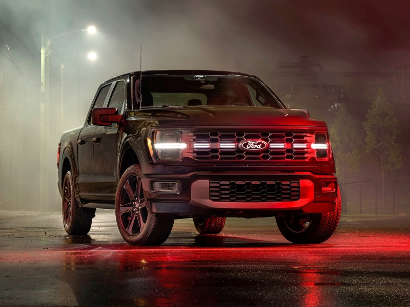 Ford F-150 Lobo: уличный забияка c V8, заниженной подвеской и эффектным декором