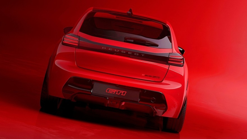 Хот-хэтч Peugeot E-208 GTi: попытка соригинальничать в условиях жесточайшей унификации
