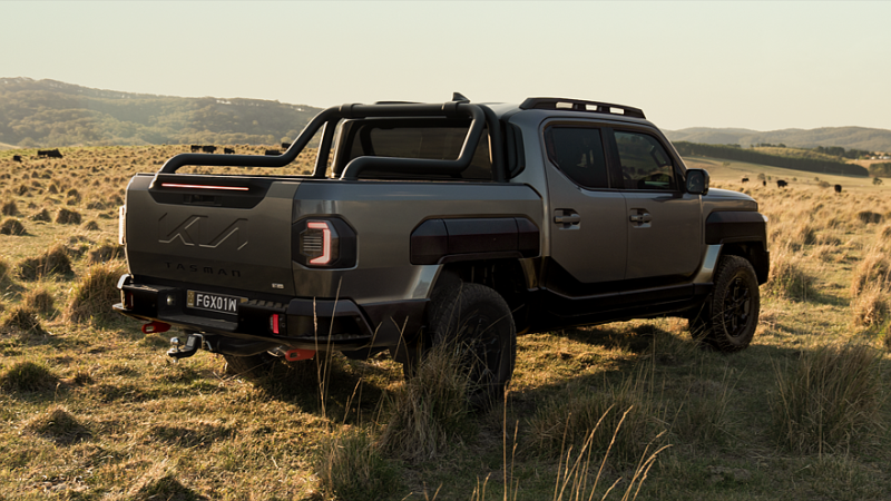 Kia может выпустить брутальный внедорожник на базе пикапа Tasman