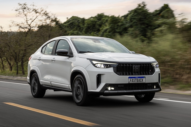 Кросс-купе Fiat Fastback обновилось в стиле Pulse, цены известны