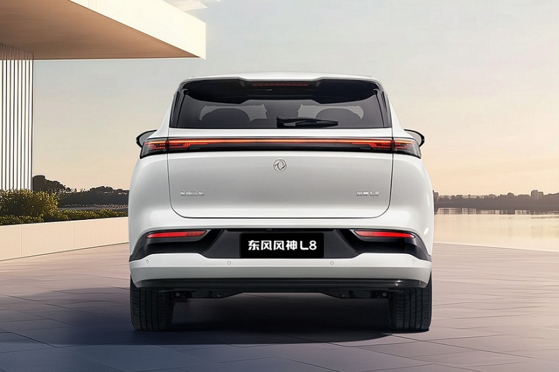 Кроссовер Dongfeng Aeolus L8, который привезут в Россию: новые фото