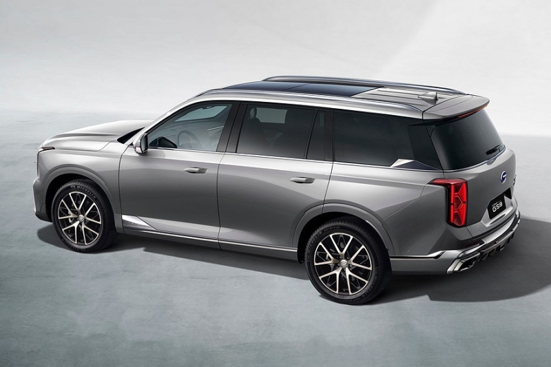 Кроссовер GAC GS8 Dragon с новым дизайном скоро стартует в России: объявлена цена