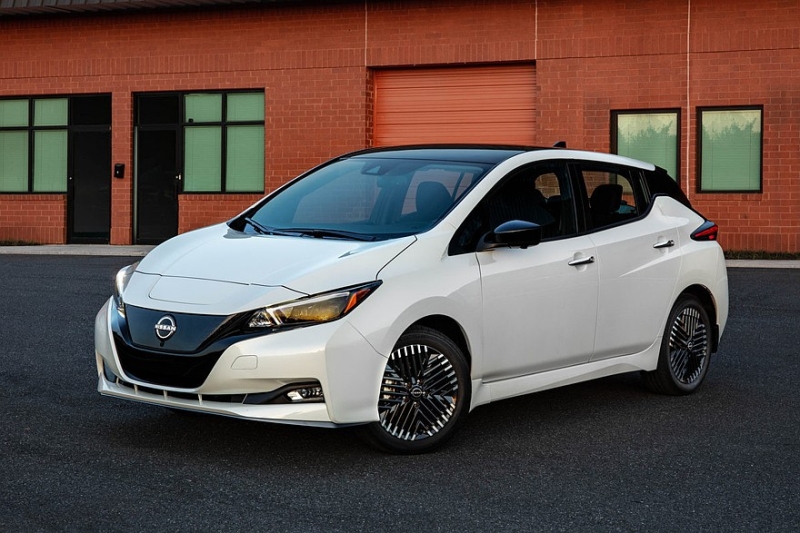 Nissan Leaf в виде кроссовера: новые кадры и подробности