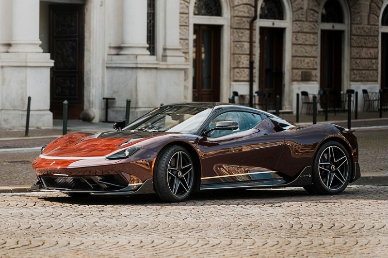 Pininfarina завершает производство суперкара Battista спецверсией Novantacinque