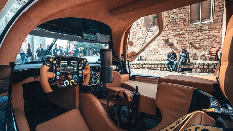 Porsche 963 RSP: дорожная версия спортпрототипа, сделанная для Роджера Пенске