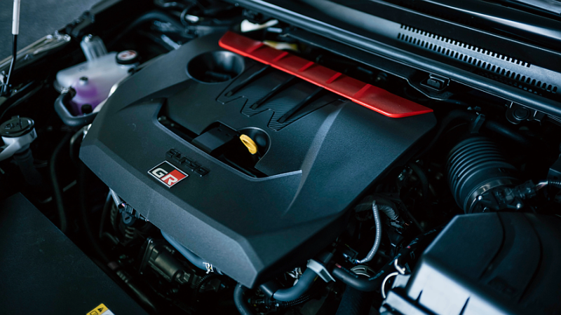 Теперь официально: Toyota наладит выпуск GR Corolla в Великобритании