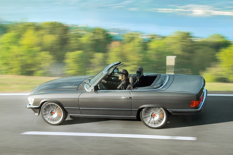 Тюнеры переходят на классику: рестомод от Pogea на базе Mercedes-Benz SL поколения R107