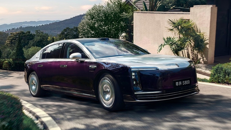 Трепещи, Maybach: на рынок выходит роскошный седан Maextro S800 от Huawei и JAC