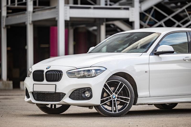 BMW 1 Series II (F20) с пробегом: проблемы тонкого ЛКП и бедненькие, но качественные салоны