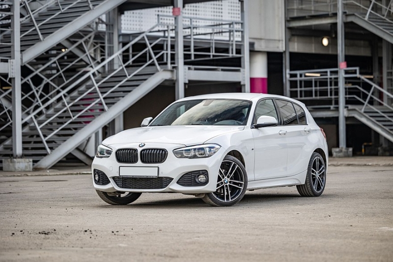 BMW 1 Series II (F20) с пробегом: проблемы тонкого ЛКП и бедненькие, но качественные салоны