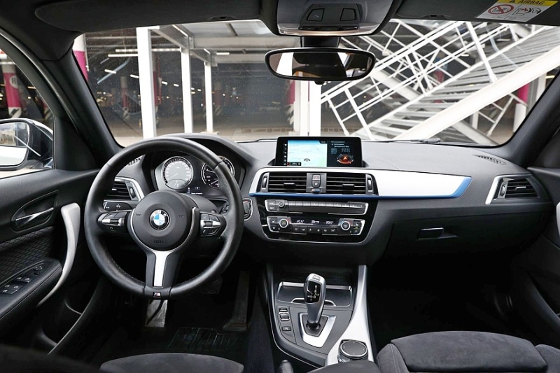 BMW 1 Series II (F20) с пробегом: проблемы тонкого ЛКП и бедненькие, но качественные салоны