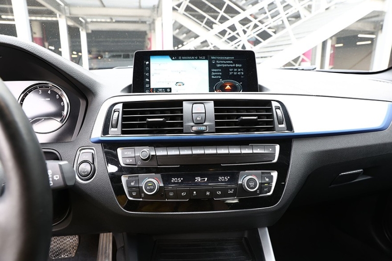 BMW 1 Series II (F20) с пробегом: проблемы тонкого ЛКП и бедненькие, но качественные салоны