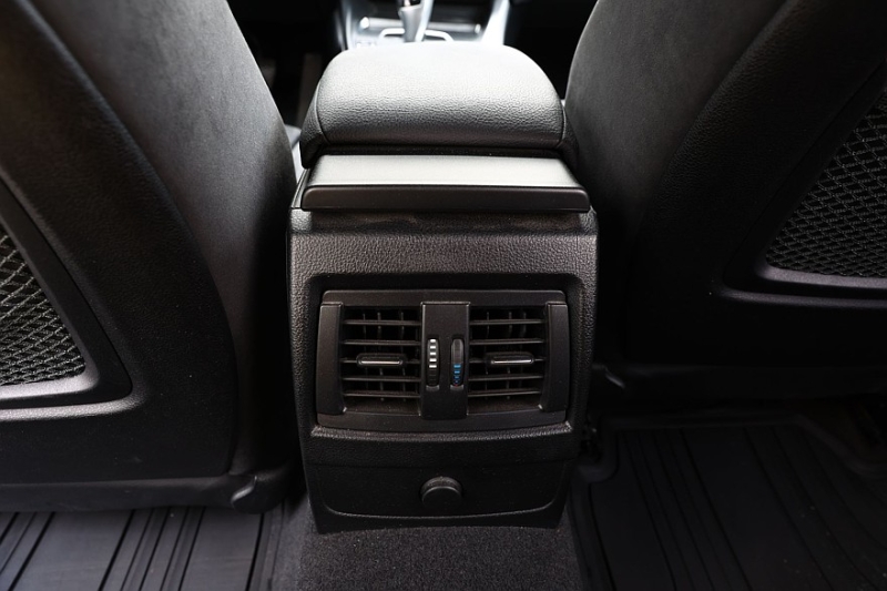 BMW 1 Series II (F20) с пробегом: проблемы тонкого ЛКП и бедненькие, но качественные салоны