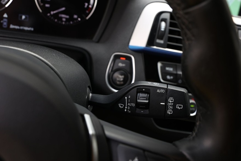 BMW 1 Series II (F20) с пробегом: проблемы тонкого ЛКП и бедненькие, но качественные салоны