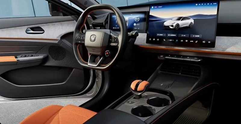 Changan Uni-V с новым дизайном: больше официальных фото