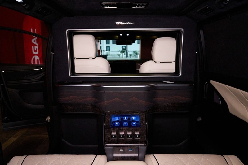 GAC привёз в РФ минивэн M8 Lounge: «офис на колёсах» с роскошным четырёхместным салоном