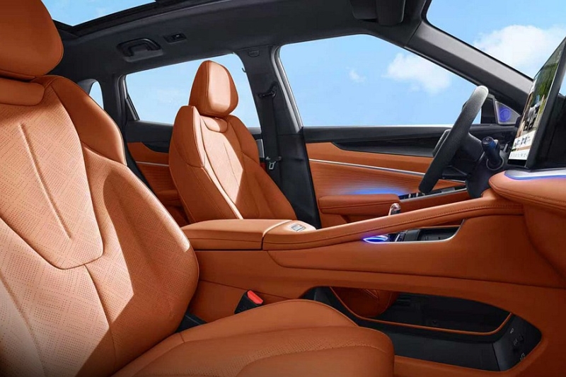 Кроссовер Geely Cityray с новым дизайном скоро поступит в продажу