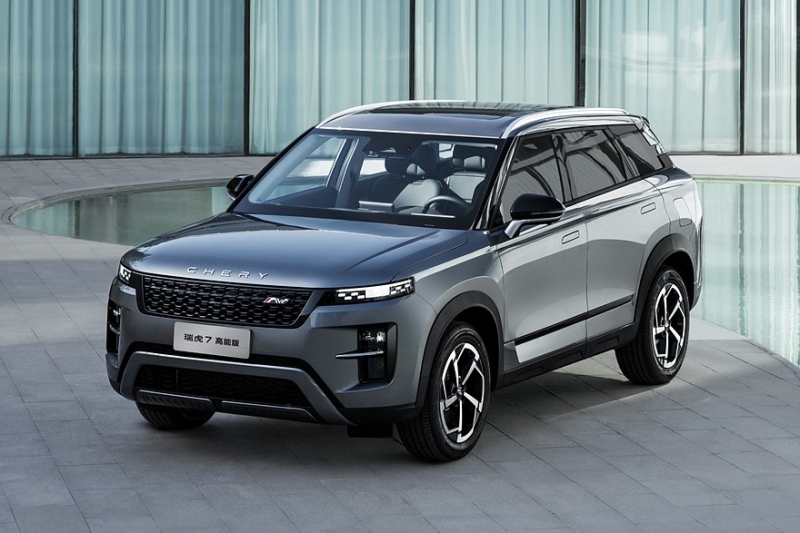 Кроссовер Omoda C7, который недавно стартовал в РФ, превратился в новый Chery Tiggo 7 Plus