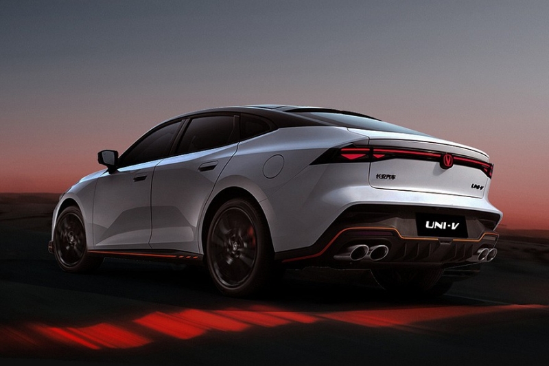 Новый Changan Uni-V с топовым мотором предложен по привлекательной цене