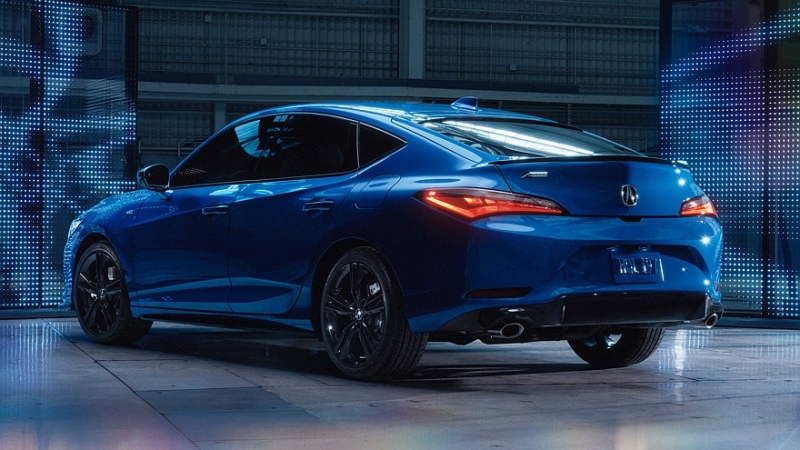 Обновлённая Acura Integra получила более богатое оснащение, а технику трогать не стали
