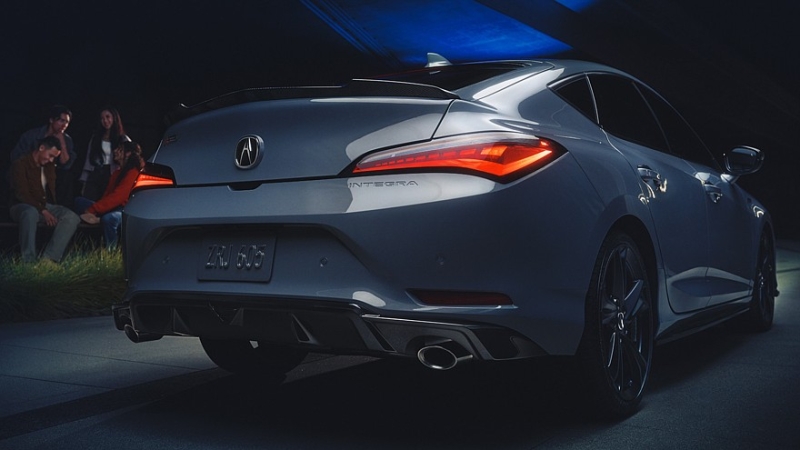 Обновлённая Acura Integra получила более богатое оснащение, а технику трогать не стали