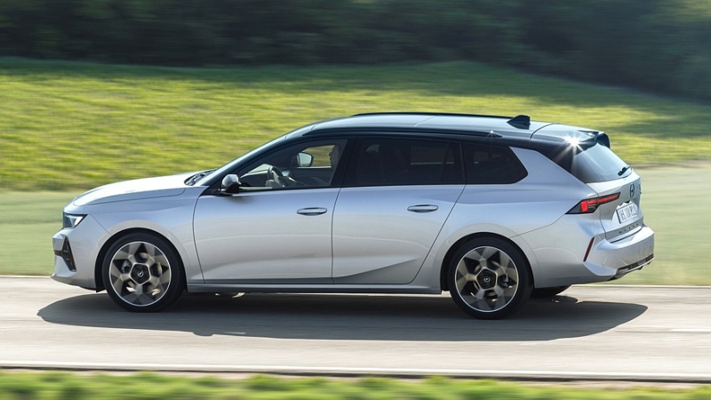 Opel добавил мощности теряющей популярность Астре, не повысив при этом цены