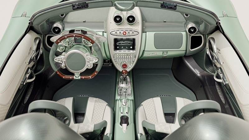 Pagani Huayra Codalunga Speedster: длинный хвост, съёмная крыша и 7-ступенчатая МКП