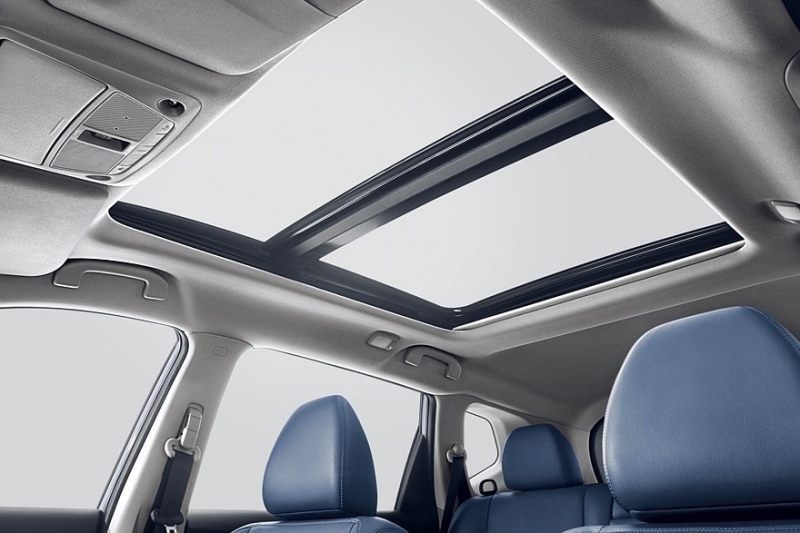 Предыдущему Nissan X-Trail продлили конвейерную жизнь: кроссовер получил новый салон