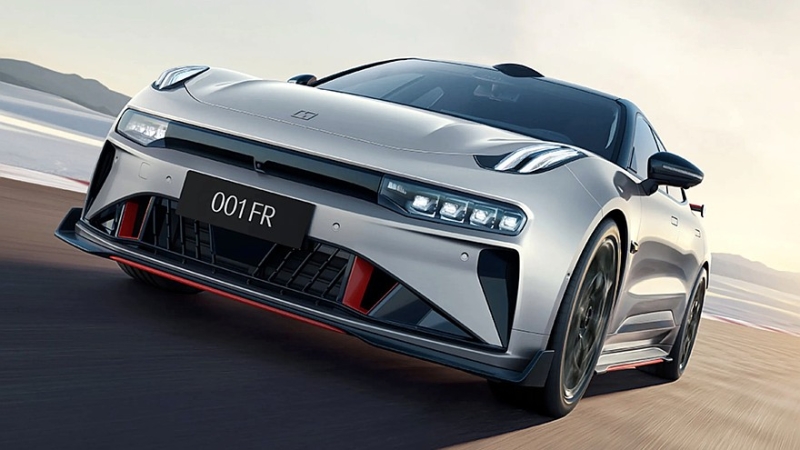 Спортивному лифтбеку Zeekr 001 FR добавят мощности, так как 1265 л.с. уже недостаточно