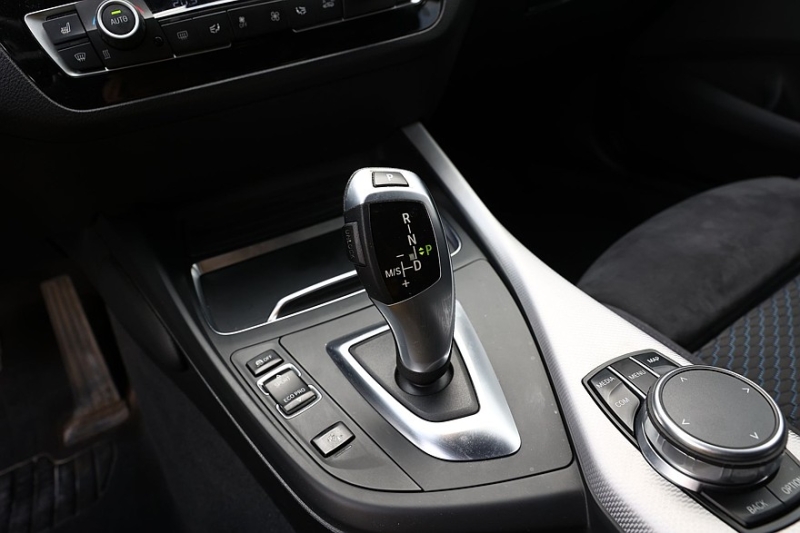 BMW 1 Series II (F20) с пробегом: слабые тормоза, неудачная рейка и слишком горячие моторы