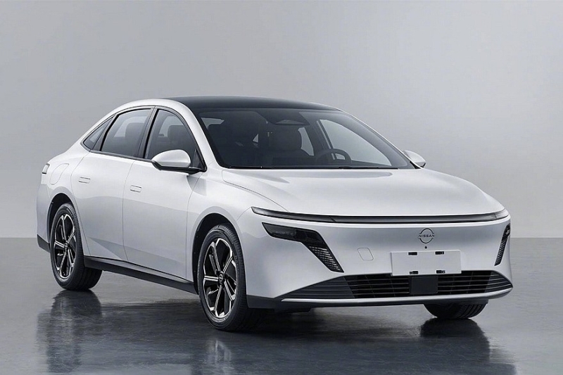 Nissan Teana вернётся в новом стиле, компанию ей составит седан Nissan N6