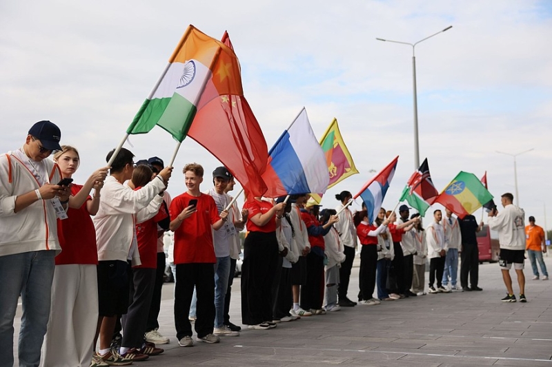 От Урала до столицы: гости из 20 стран приняли участие в Автопробеге БРИКС