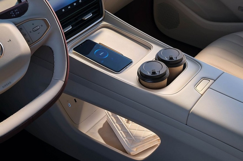 Представлен кроссовер Dongfeng Aeolus L8, его планируют привезти в Россию