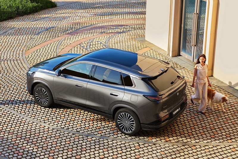 Представлен кроссовер Dongfeng Aeolus L8, его планируют привезти в Россию