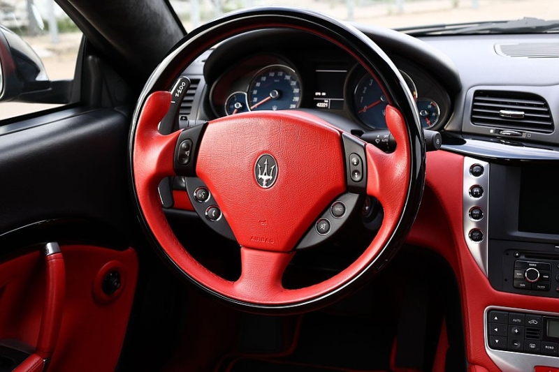 С сердцем от Ferrari: опыт владения Maserati GranTurismo I (М145)