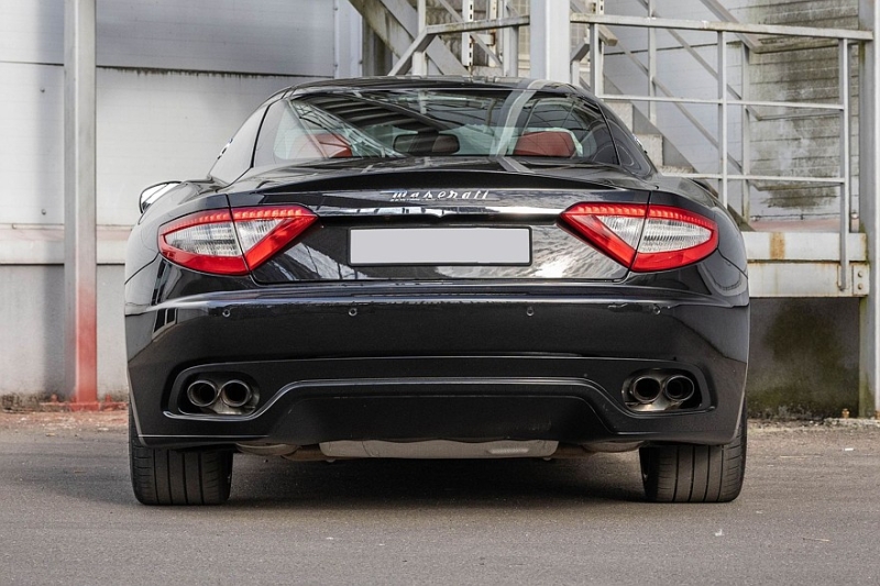 С сердцем от Ferrari: опыт владения Maserati GranTurismo I (М145)