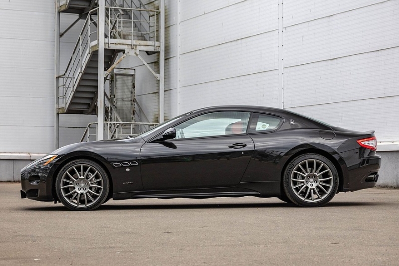 С сердцем от Ferrari: опыт владения Maserati GranTurismo I (М145)