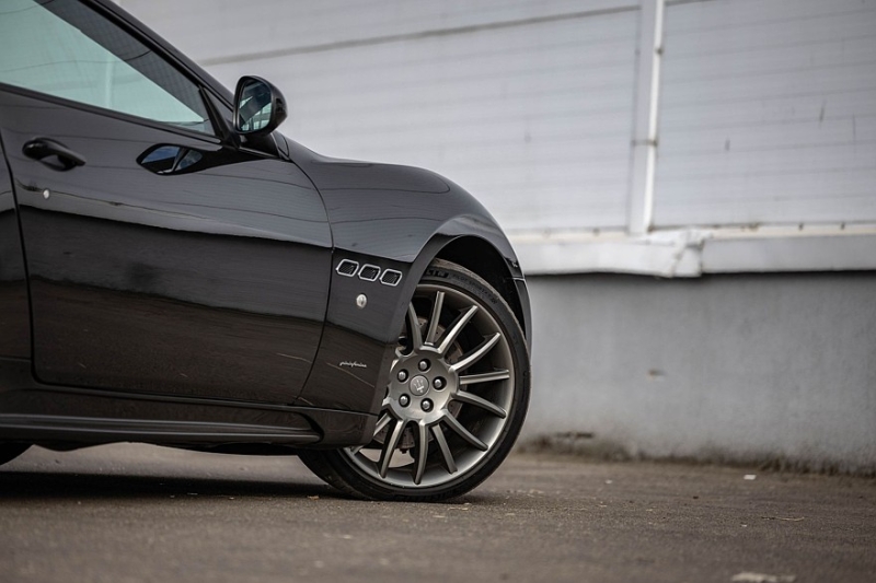 С сердцем от Ferrari: опыт владения Maserati GranTurismo I (М145)