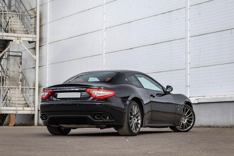 С сердцем от Ferrari: опыт владения Maserati GranTurismo I (М145)