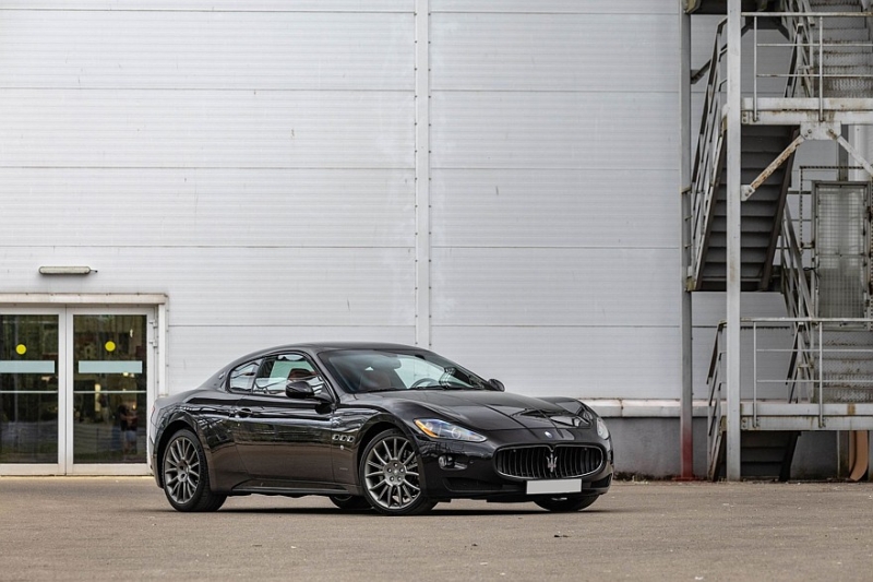 С сердцем от Ferrari: опыт владения Maserati GranTurismo I (М145)