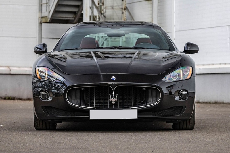 С сердцем от Ferrari: опыт владения Maserati GranTurismo I (М145)