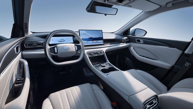 Geely Galaxy Starshine 6 с дизайном «под Mercedes» представлен официально