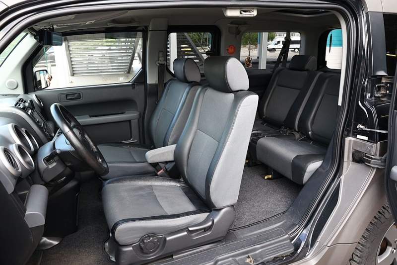 Отнюдь не элементарно: опыт владения Honda Element