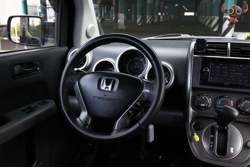 Отнюдь не элементарно: опыт владения Honda Element