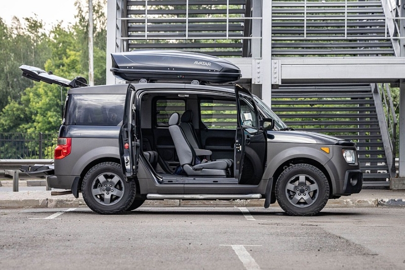 Отнюдь не элементарно: опыт владения Honda Element