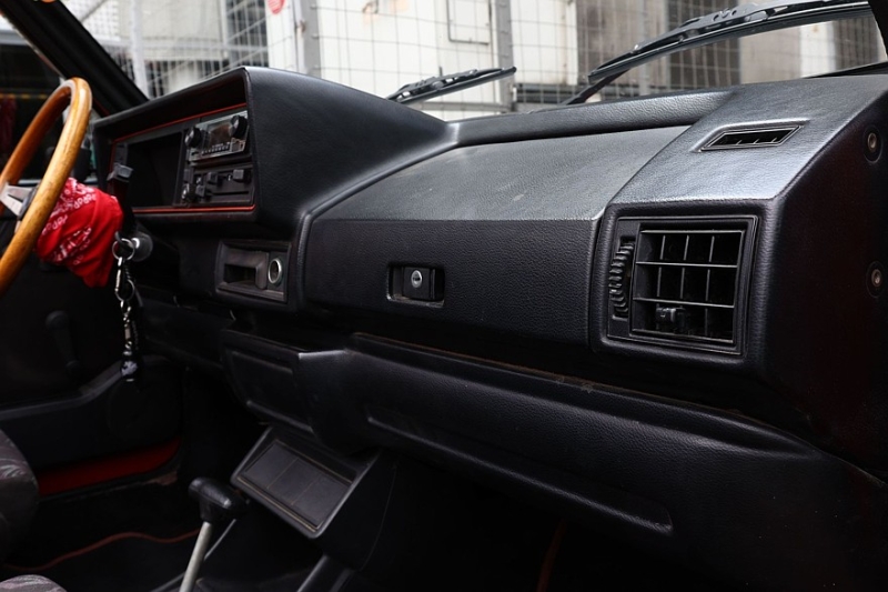 Самый успешный из всех мультяшных: опыт владения кабриолетом Volkswagen Golf I