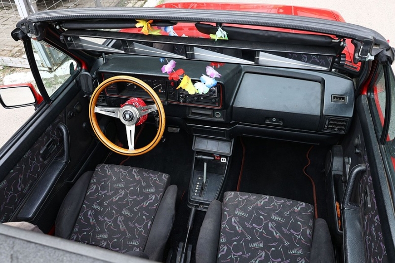 Самый успешный из всех мультяшных: опыт владения кабриолетом Volkswagen Golf I