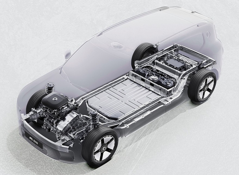 Smart #5 стал гибридом, так как чисто электрические версии плохо продаются