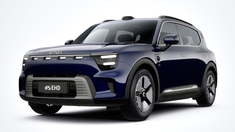 Smart #5 стал гибридом, так как чисто электрические версии плохо продаются